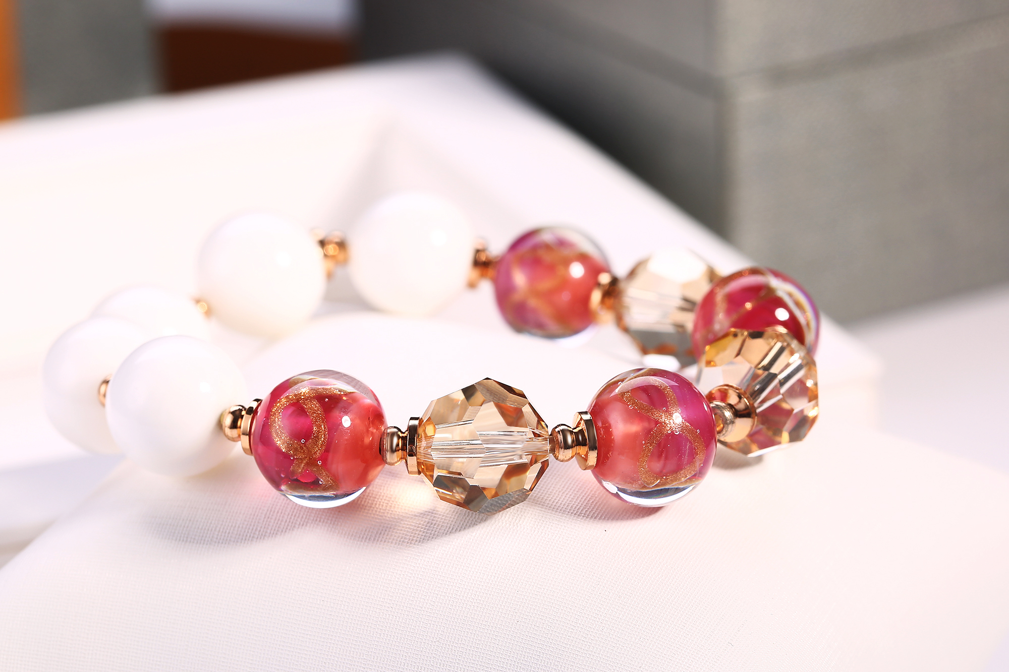 Charm Beautiful Red Lady Glass Quality Bead Bracelet Lady Birthday Gift Gift Elegant Luxury Bracelet(图5)