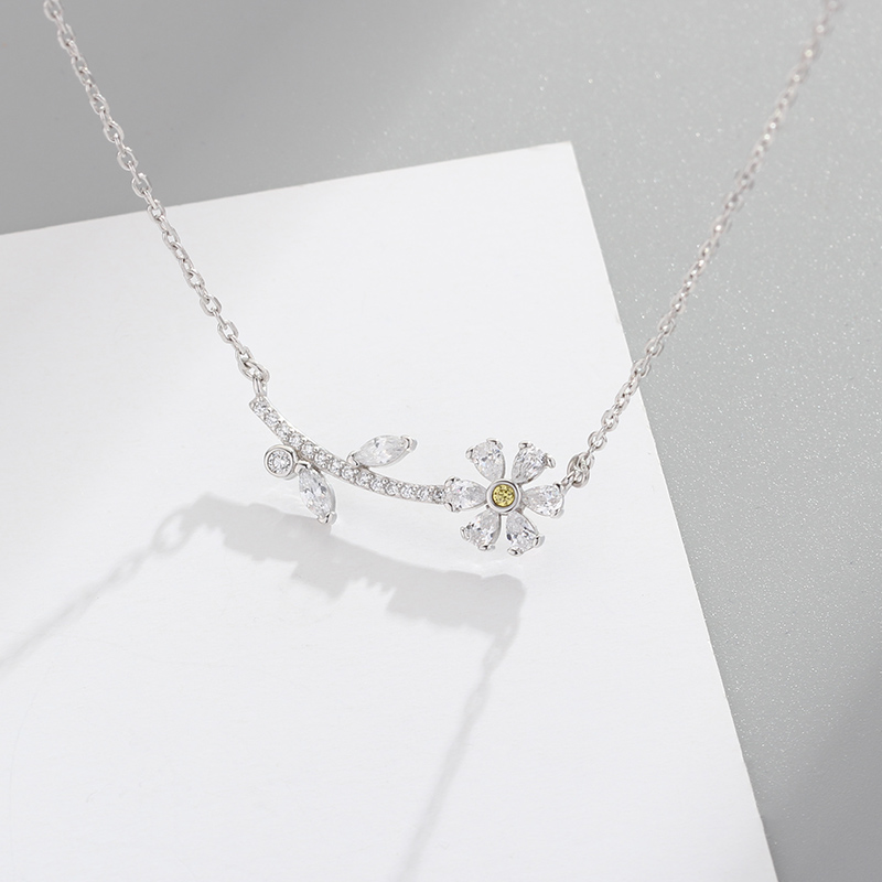 Designer Custom CZ 925 Sterling Silver rhodium  plated Small Daisy Petal  Women Jewelry (图4)
