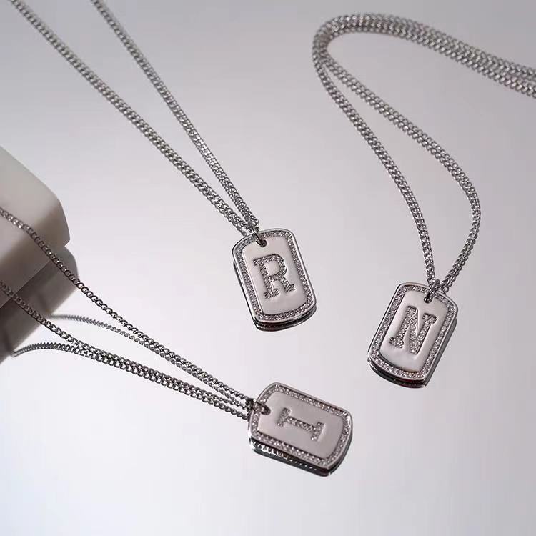  Square Geometric Letter Pendant Necklace Women 18K Gold Necklace(图6)