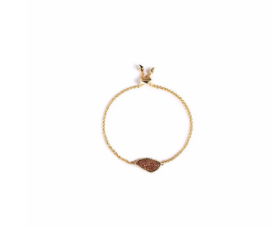 Men are also experts in matching bracelets(图1)