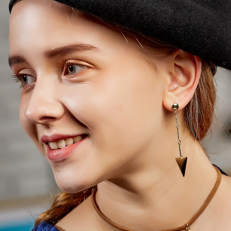 Wholesale Manufacturer Jewelry Women Brass Fashion Earrings 14K Gold Plated Triangle Long Drop Earri(图7)