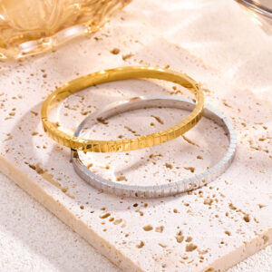 Women's minimal silver jewelry square stripe stainless clasp