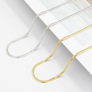 Silver jewelry minimalist snake chain: stainless steel chic versatile accessory.