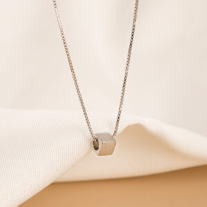 Natural Textured Sterling Silver Minimalist Cube Pendant Necklace Women Modern Luxury Jewelry Simple Elegant Choker Collarbone Chain